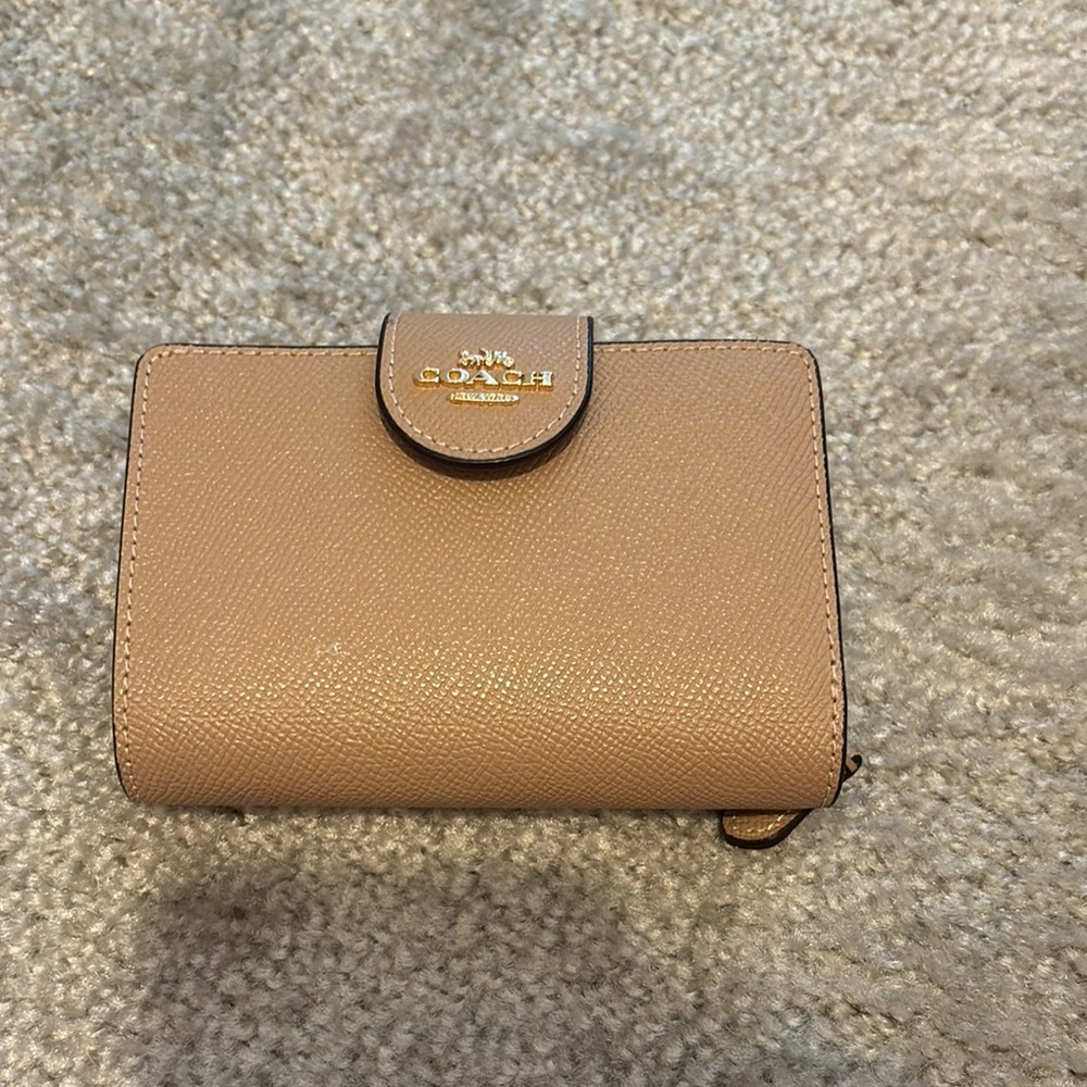 Coach Beige Leather Wallet